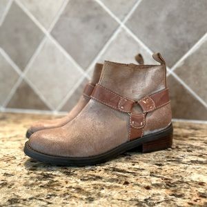 Chocolat Blu Booties Size 37 Never Worn Model